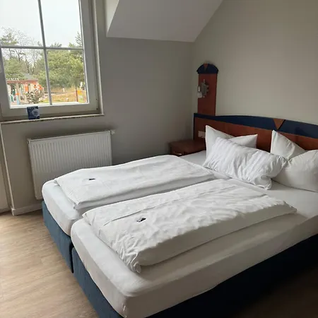 Ostseeblick - Direkt Hinter Den Duenen *